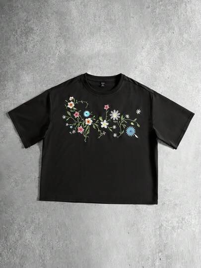 Street Life Men's Floral Embroidery Pattern Short Sleeve T-Shirt, Loose Fit Spring/Summer